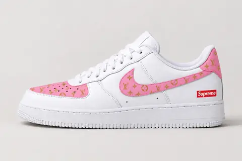 Air Force Louis Vuitton Supreme coloris rose, vue de profil