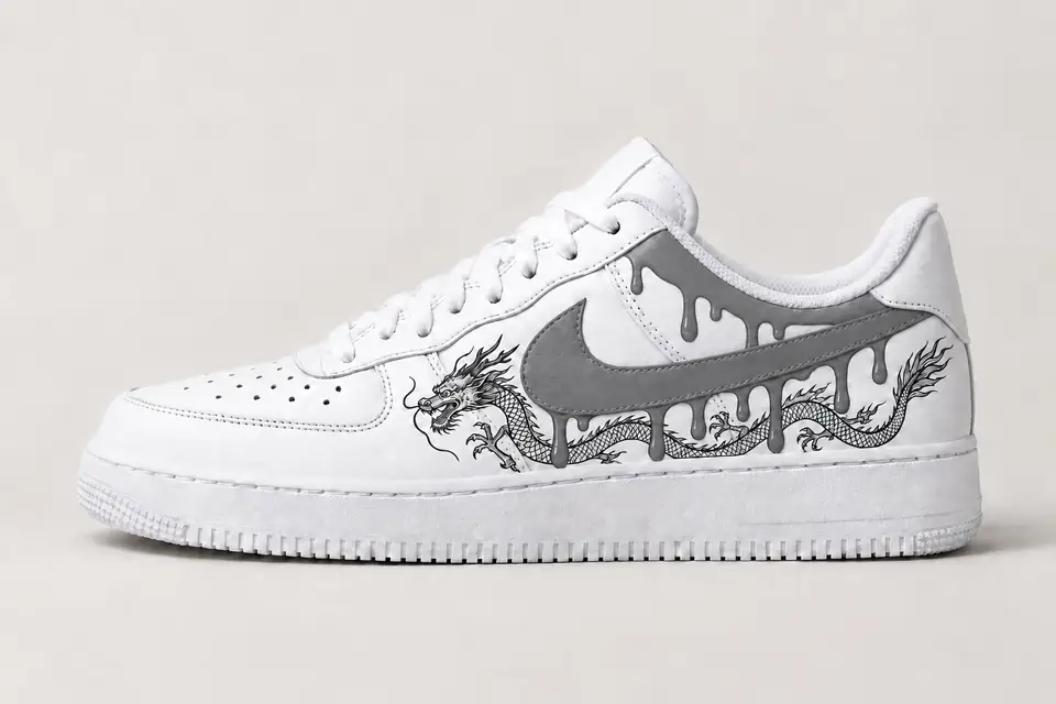 Air Force One Dragon Drip coloris gris, vue de profil